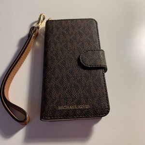 Michael Kors iPhone 7 wallet/case